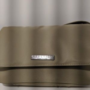 Womens Reaction Kenneth Cole purse